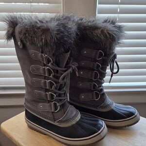 Sorel- Joan of Arctic, Size 8.5